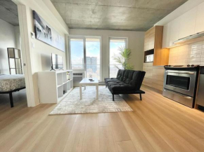 Modern Downtown Condo w amazing Skyline view!